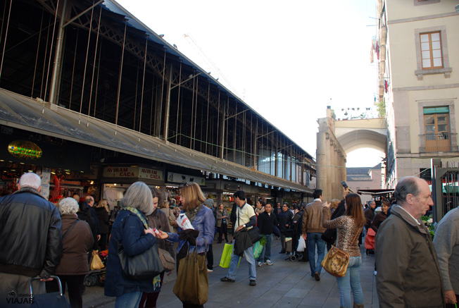 Vista lateral de La Boquería. Barcelona Vista lateral de La Boquería. Barcelona