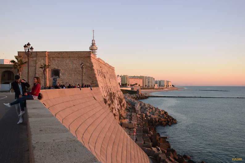 Atardece en Cádiz Atardece en Cádiz