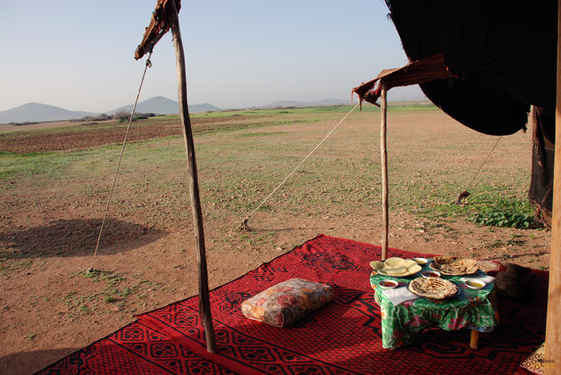 Desayunando tras sobrevolar Marrakech Desayunando tras sobrevolar Marrakech