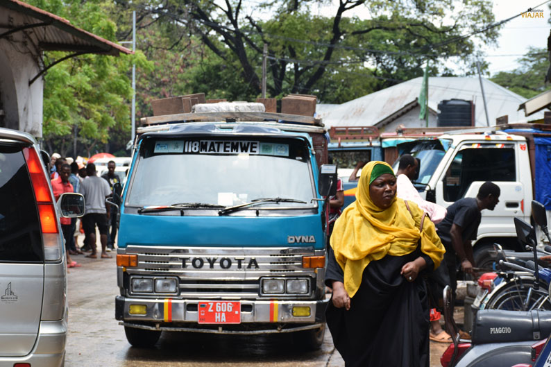 Dalla-dalla. Zanzíbar Dalla-dalla. Viajar a Zanzibar