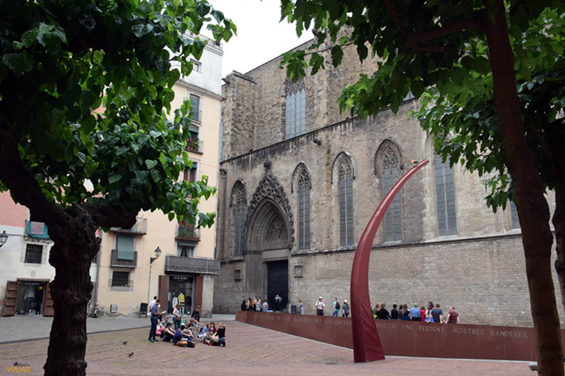 Fossar de les Moreres. Barcelona Fossar de les Moreres. Barcelona