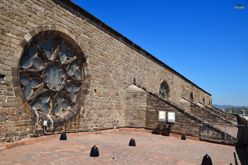 Terraza de Santa María del Mar. Barcelona Terraza de Santa Maria del Mar. Barcelona