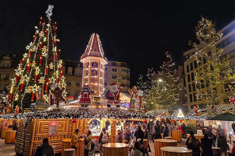 Mercadillo navideño Niklosmaart. Luxemburgo en Navidad